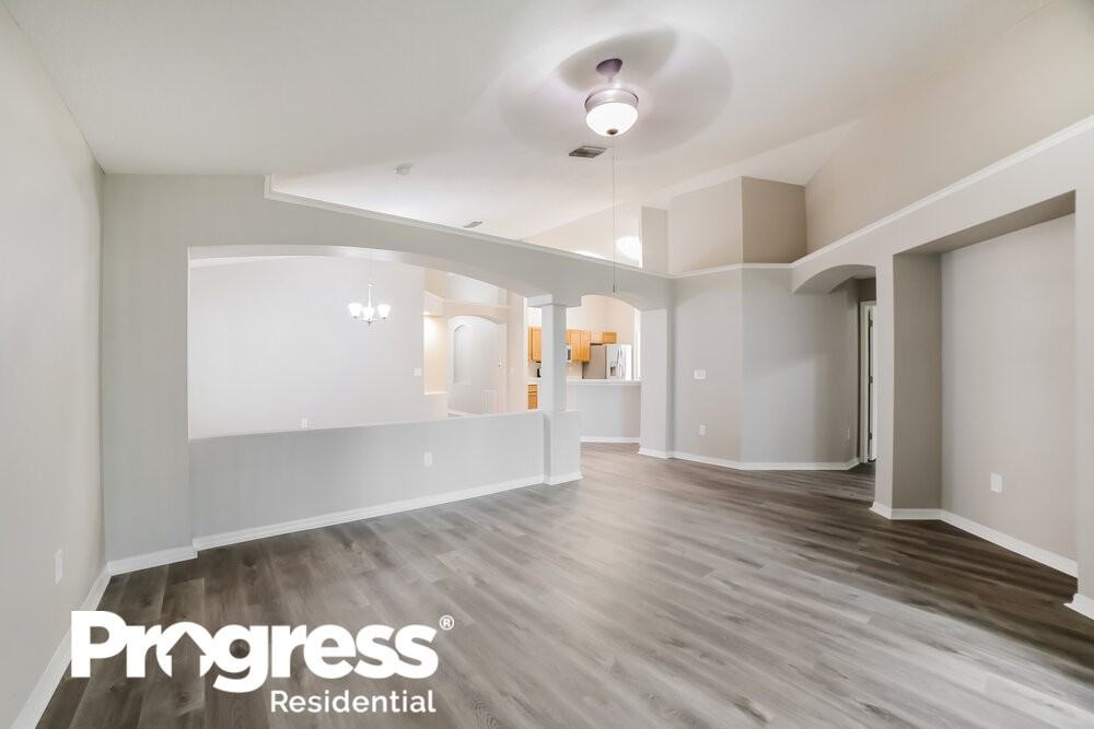 5704 Hawkgrove Pl - Photo 3 of 16