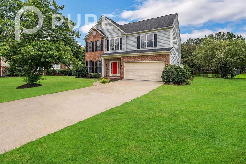 4256 Dovewood Ct - Photo 3 of 29