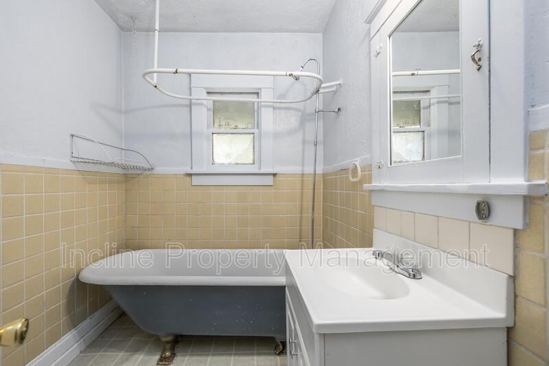 457 E St - Photo 7 of 23