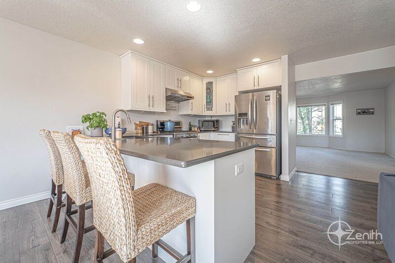 16517 Ne 19th St - Photo 4 of 38