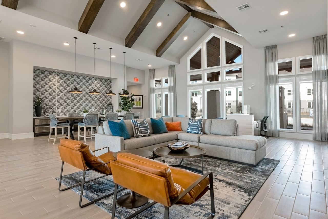 The Hightone - Photo 7 of 38