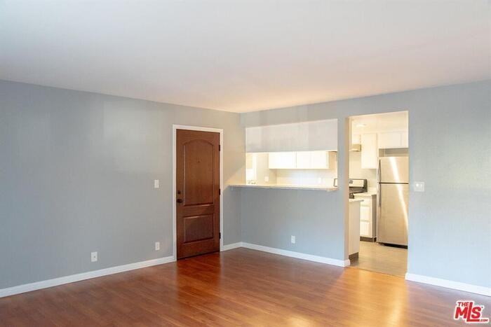4161 Nw 26th St - Photo 3 of 12