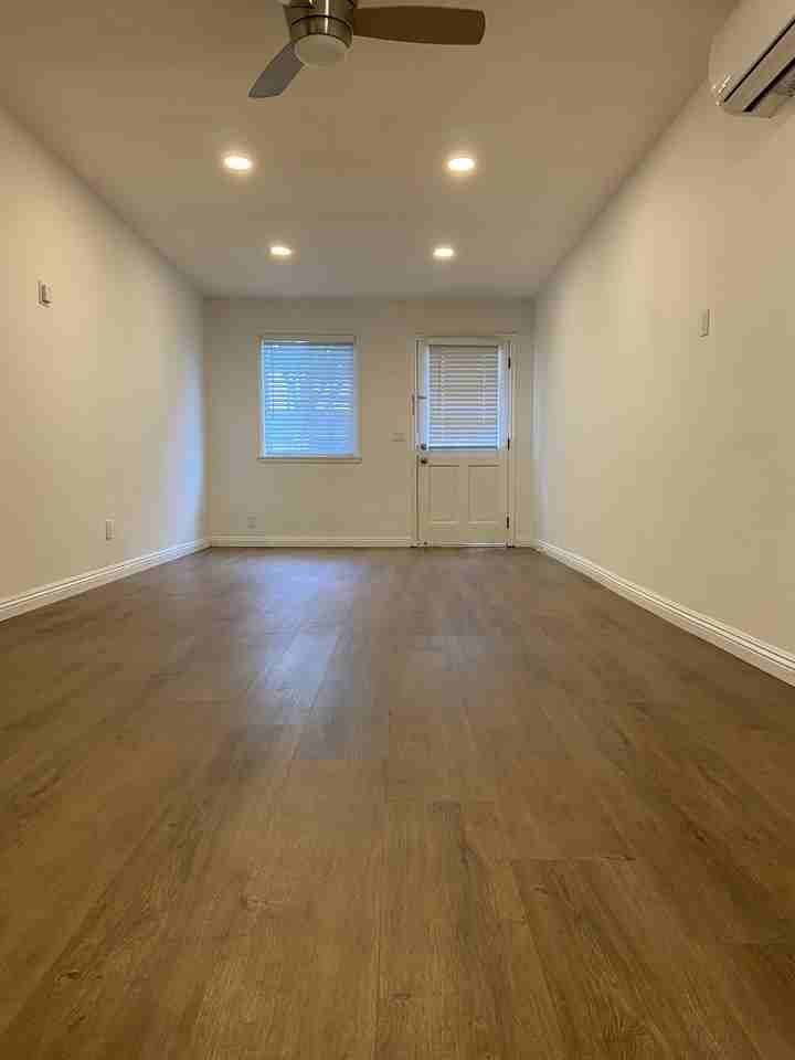 499 N Carmelo Ave #NA - Photo 2 of 17