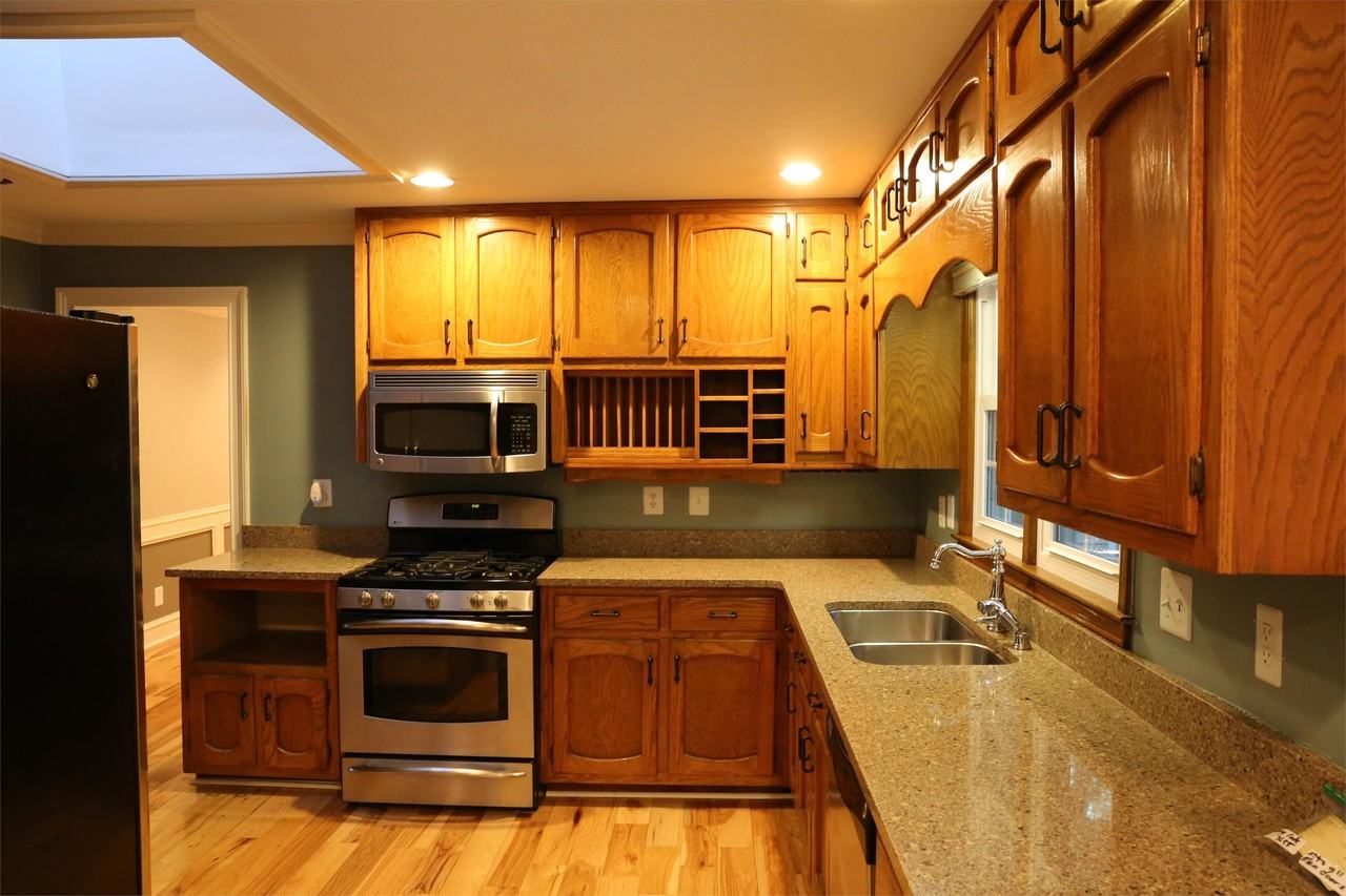 3809 Allenhurst Dr #1 - Photo 5 of 15