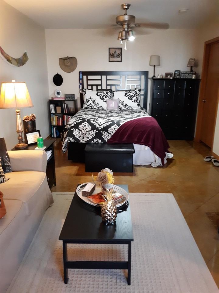 210 S Husband St #22 - Photo 2 of 5