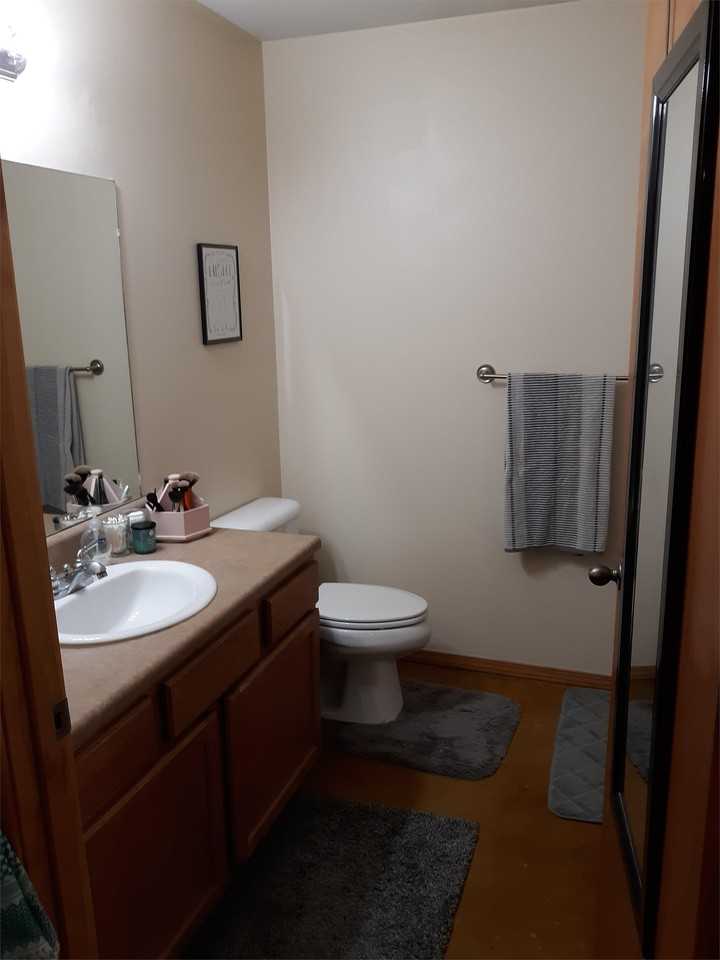 210 S Husband St #22 - Photo 3 of 5