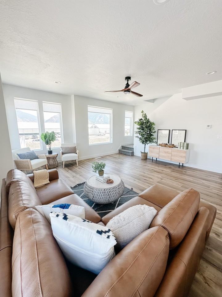 557 W 1810 N #24 - Photo 6 of 50