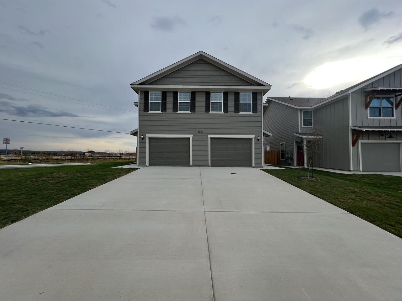 7610 Gramercy Way #101 - Photo 3 of 35