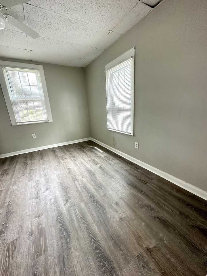 224 W Government Ave #1 - Photo 7 of 22