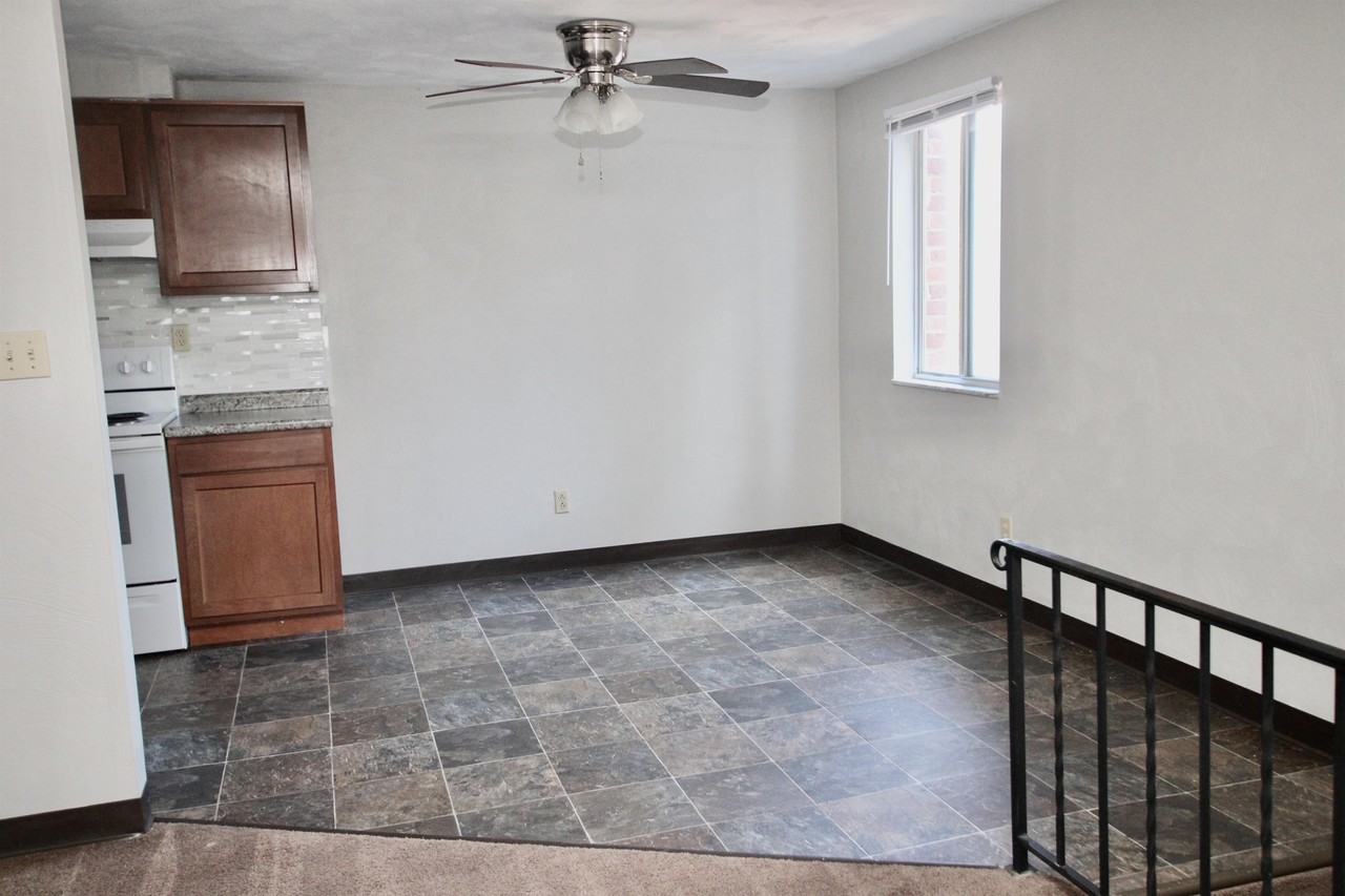 185 Oak Manor Pl #185 - Photo 3 of 8