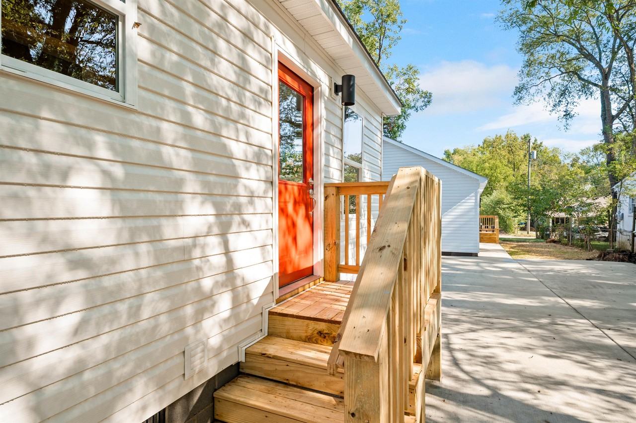 3404 Brannon Ave #1 - Photo 2 of 25