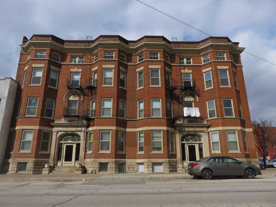 606 W 3rd St #6C - Photo 7 of 8