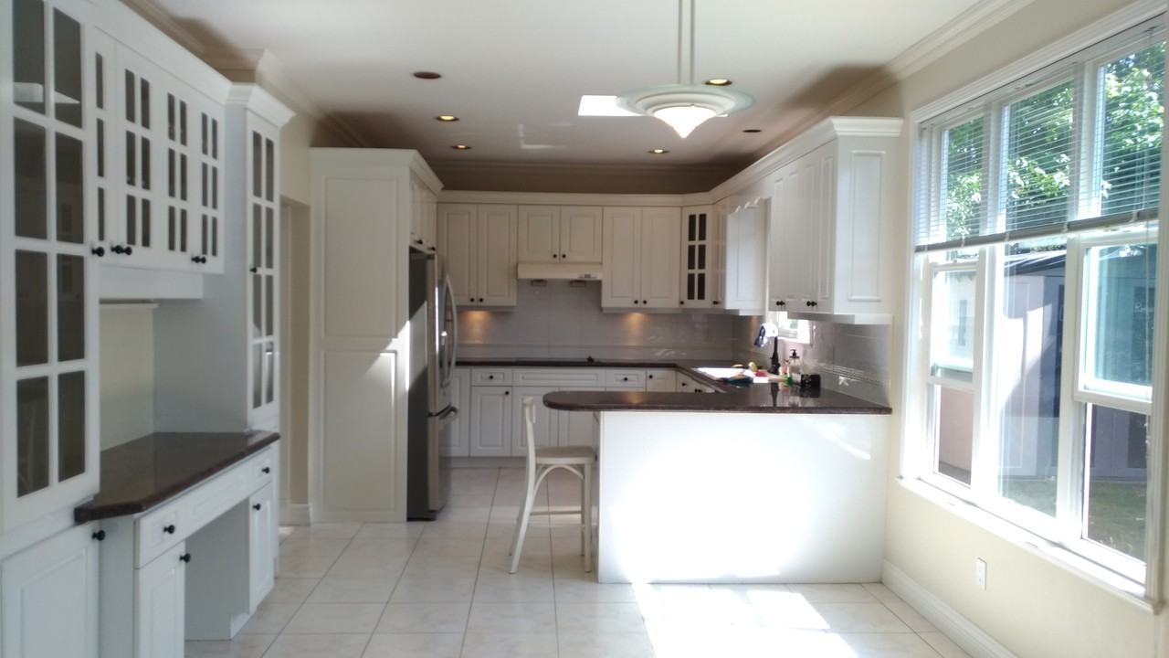 6491 Barnard Dr - Photo 3 of 26