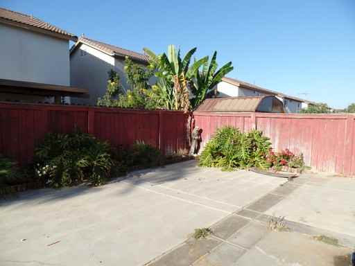 2011 Inez Dr - Photo 3 of 4