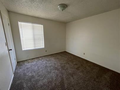 APT_39 Mobin 48939 River Park Rd - Photo 2 of 11