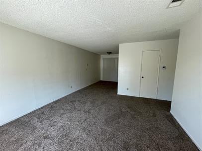 APT_39 Mobin 48939 River Park Rd - Photo 3 of 11