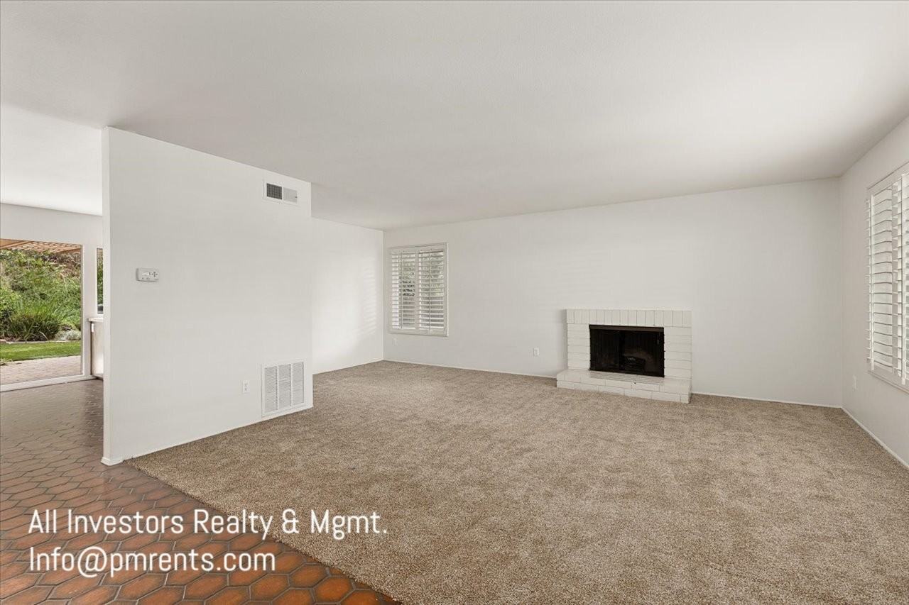 4219 Avati Dr #1 - Photo 5 of 35