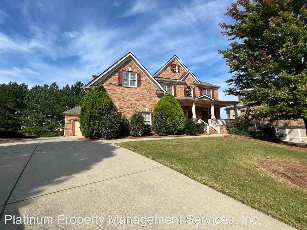 5520 Viewpoint Ct - Photo 2 of 50