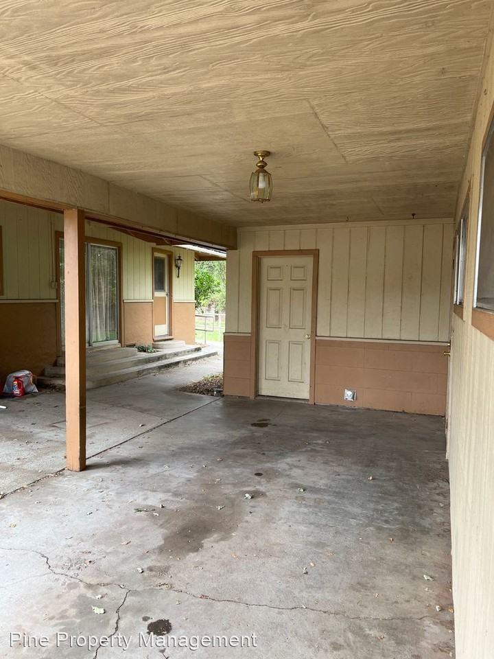 19670 and 19672 Valley Lane - Photo 3 of 21