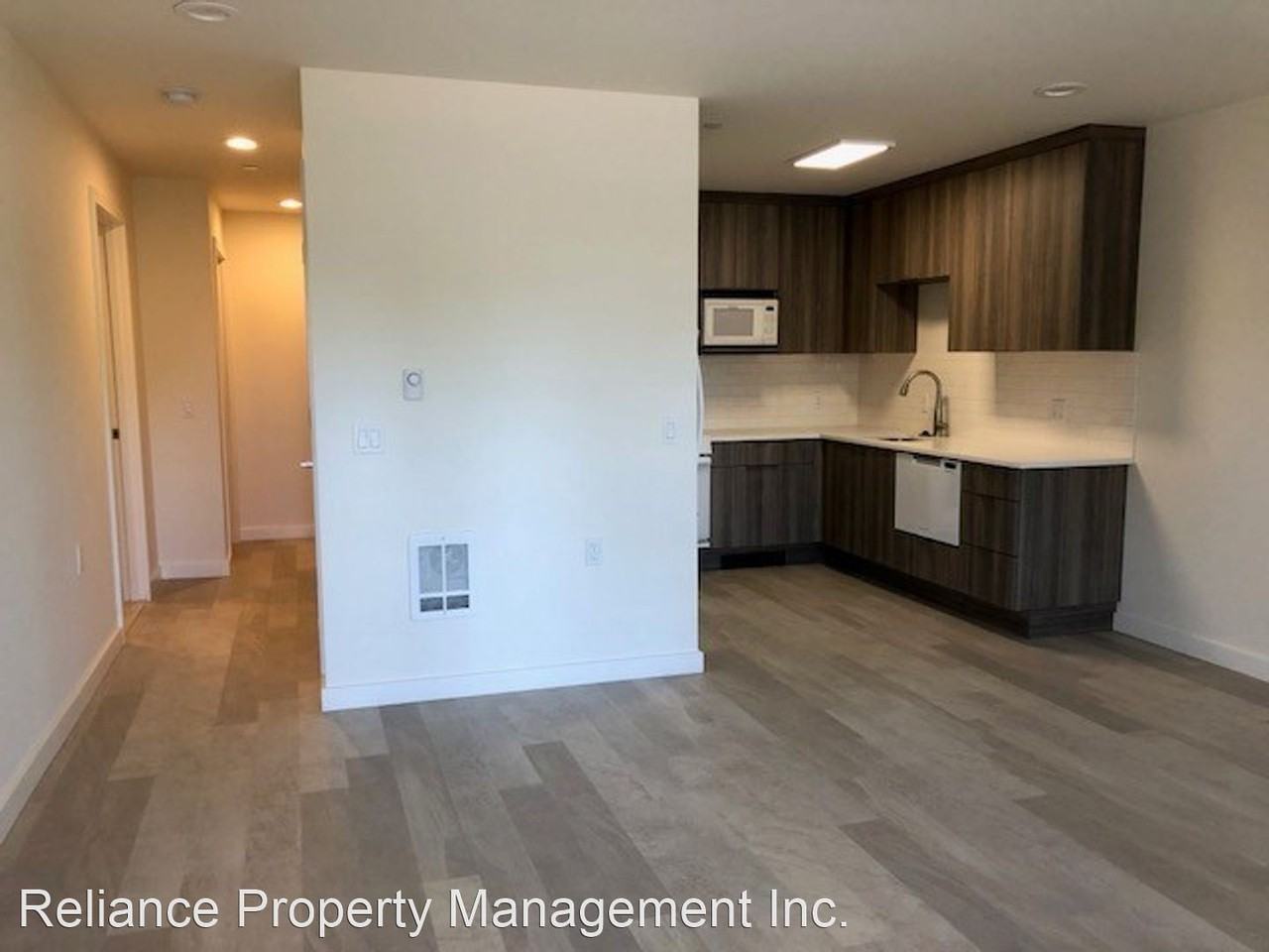 5515 SE 17th Ave. - Photo 3 of 16