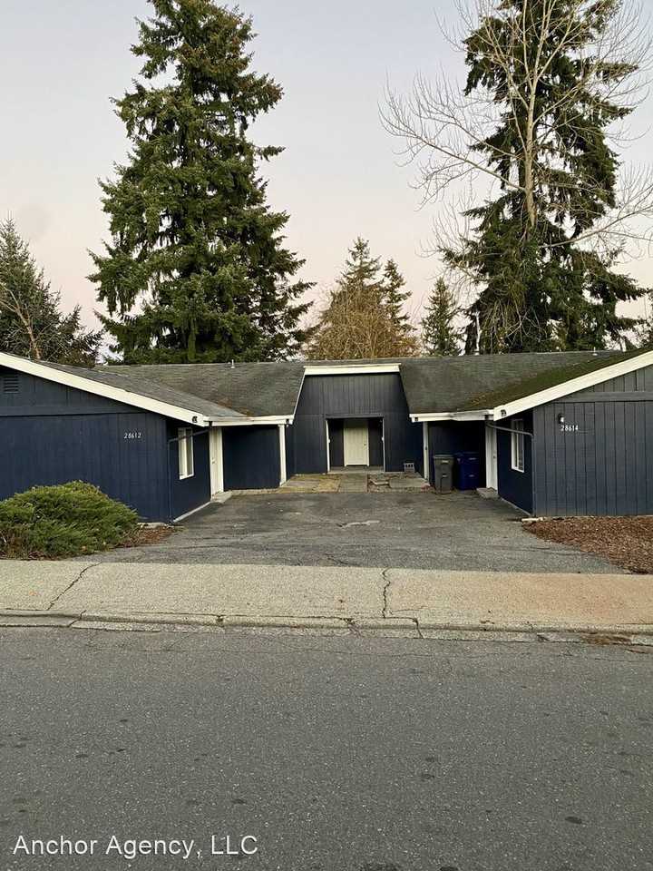 Federal Way Townhomes Apartments 28606 25th Pl S, Federal Way, WA