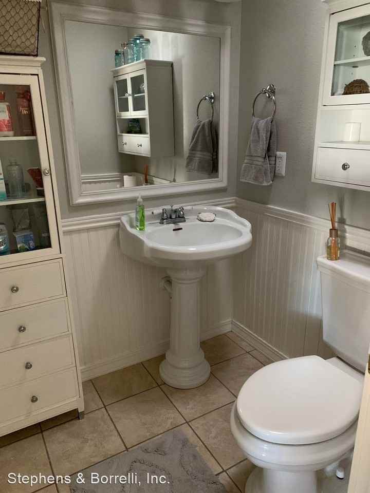 1508 1508 Inyo Avenue-A - Photo 2 of 13