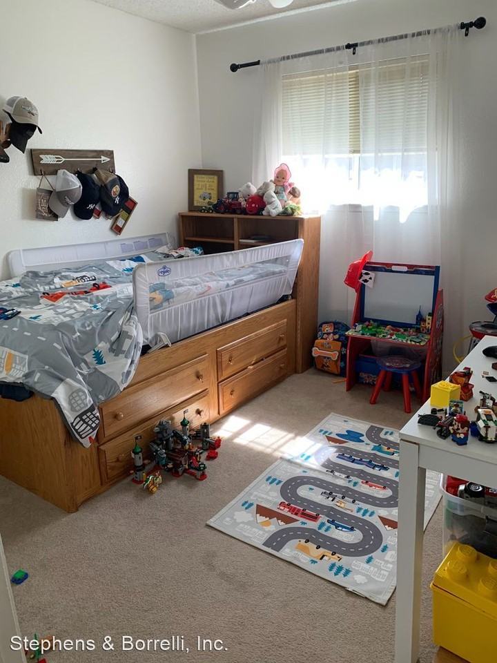 1508 1508 Inyo Avenue-A - Photo 3 of 13