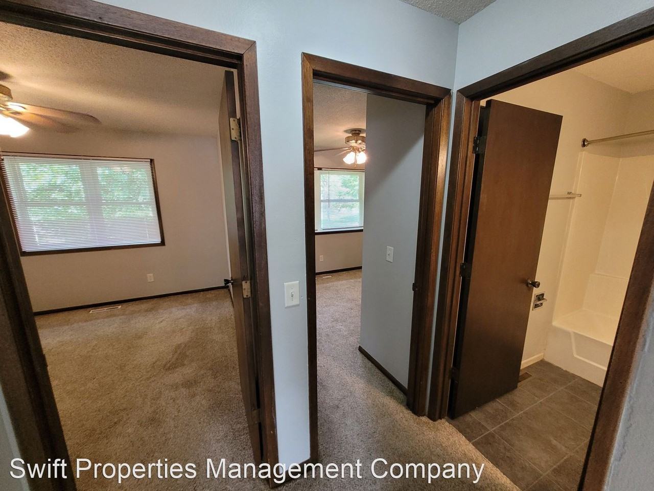 4422-4424 Independence Drive - Photo 3 of 14