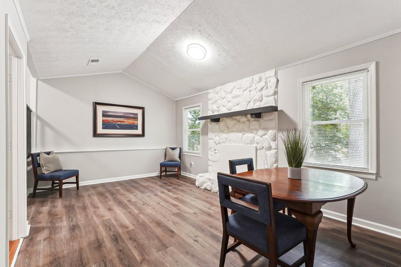 Blackhawk Dr - Photo 3 of 10