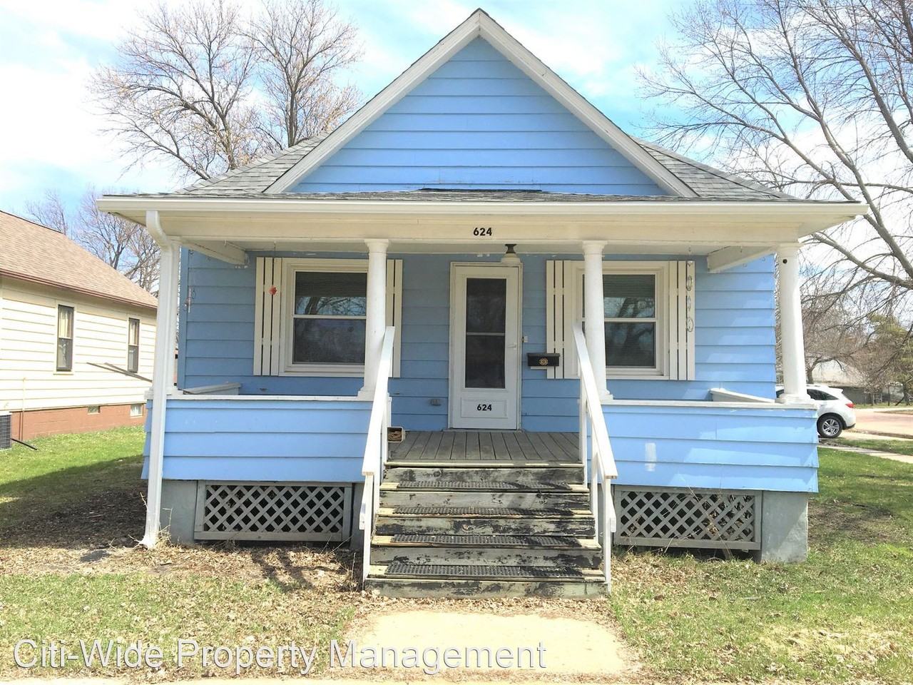 624 S Maple Apartments in Watertown, SD 57201 Zumper