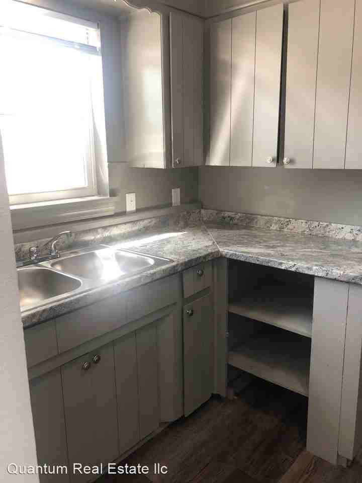 207 & 209 S. 13TH ST. - Photo 3 of 18