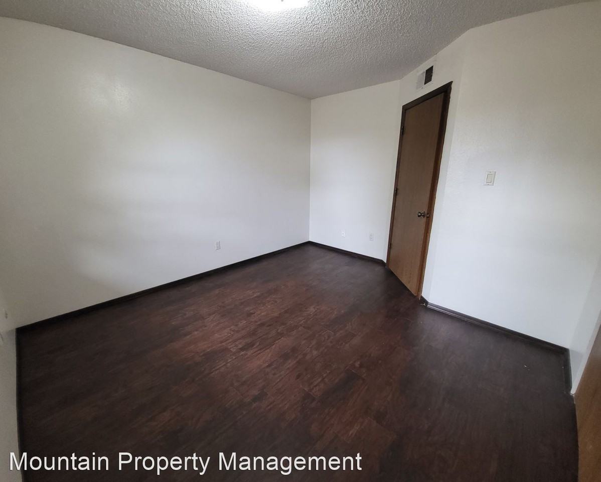 2608 Miguel Place Apartments 2608 Miguel Pl, Alamogordo, NM 88310