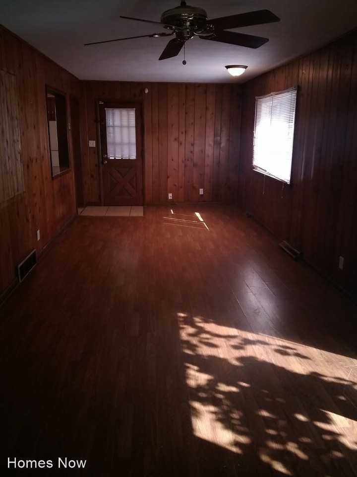 3216 Parkside Ave - Photo 2 of 9