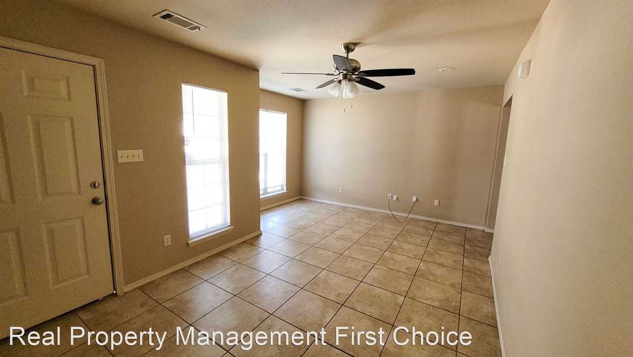 5017B S 28th St - Photo 2 of 11