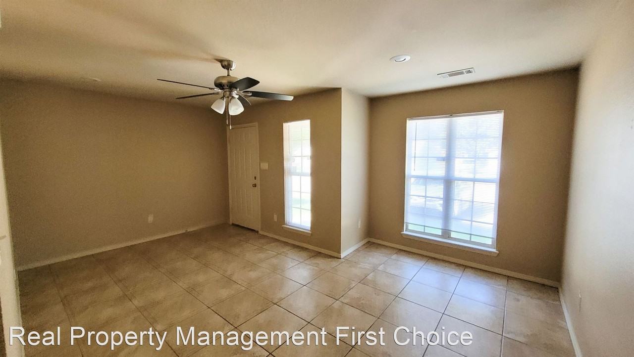 5017B S 28th St - Photo 3 of 11