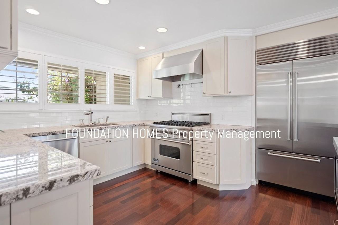 183 Mark Twain Ave - Photo 2 of 23