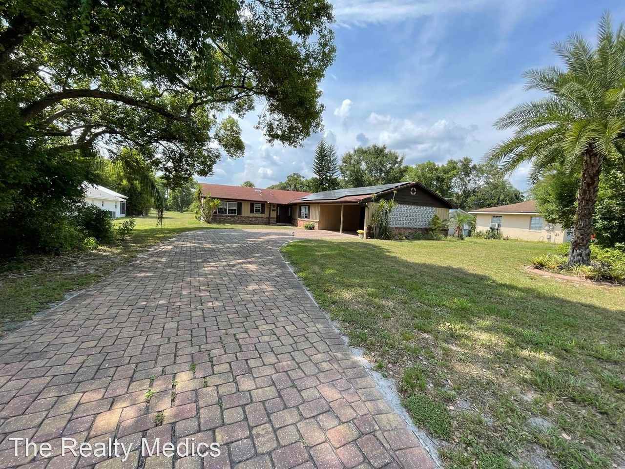 515 Queens Mirror Cir - Photo 3 of 23