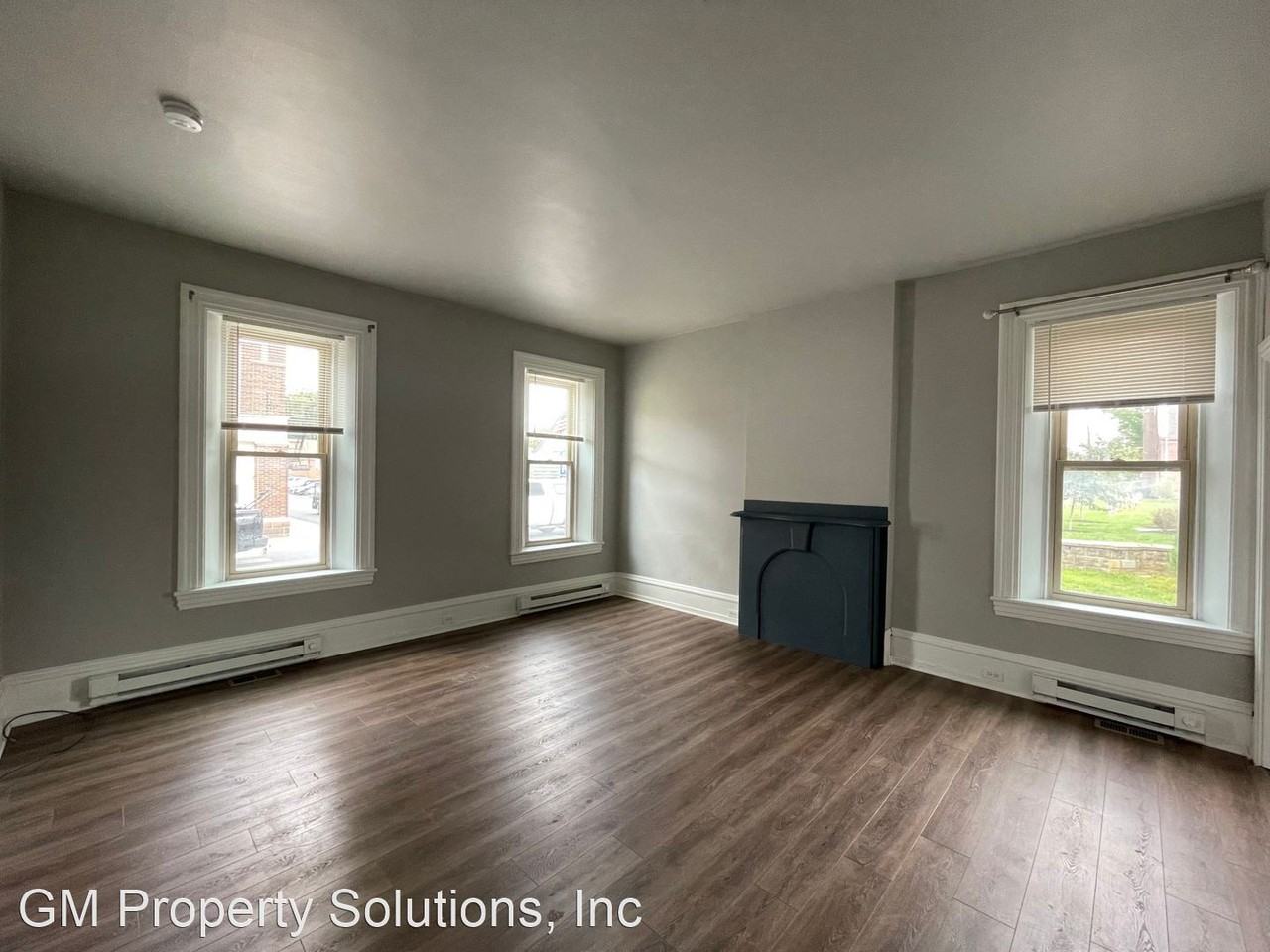 25 E High Street - Photo 2 of 19