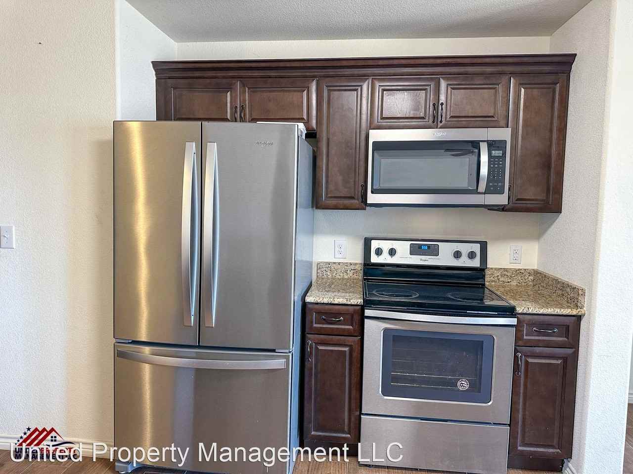 602 S 10th St - Photo 3 of 14