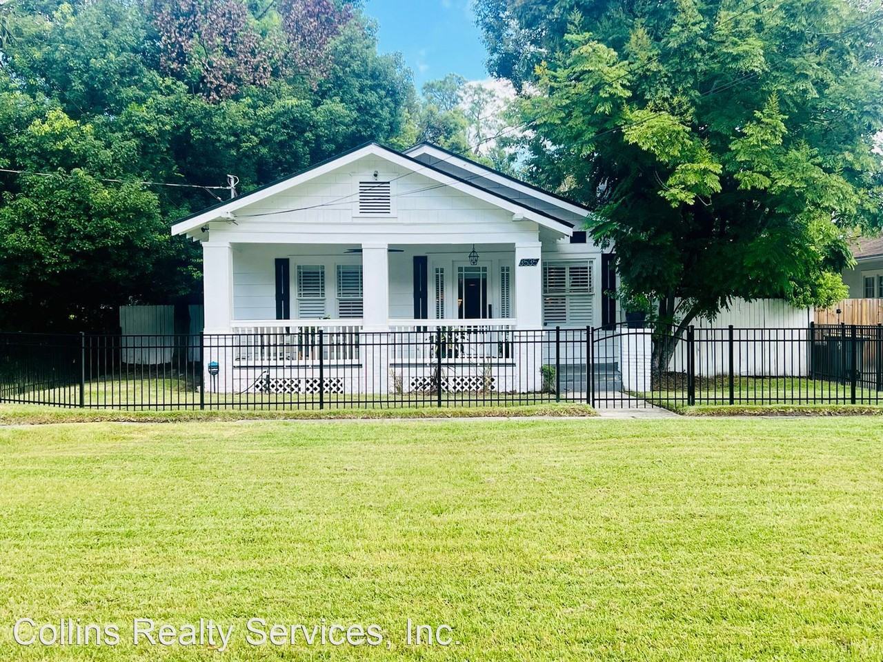 3535 Randall St - Photo 2 of 48