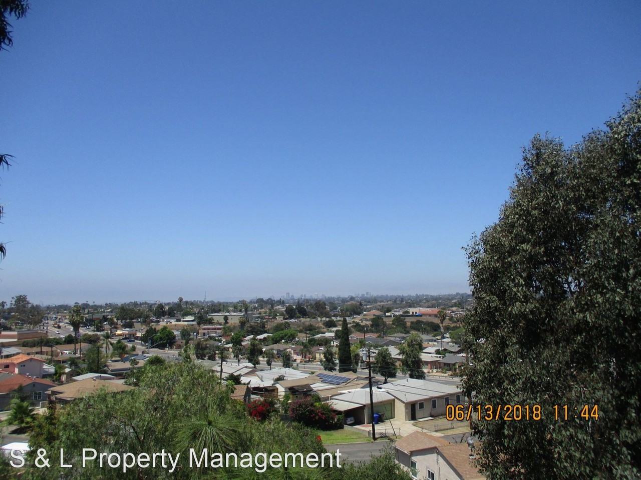 5410 Timothy Dr - Photo 3 of 49