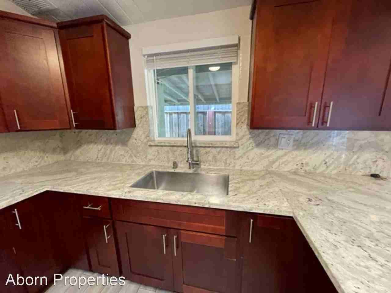 1511 Primm Ave - Photo 3 of 31