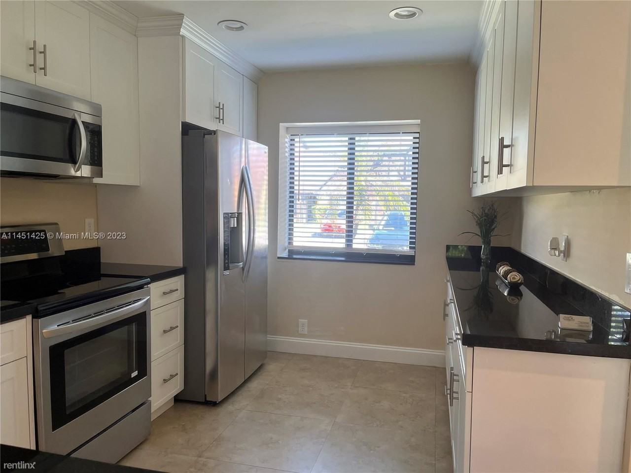 9176 Nw 44th Ct - Photo 2 of 30