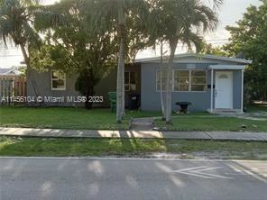 19220 Ne 2nd Ave - Photo 2 of 7