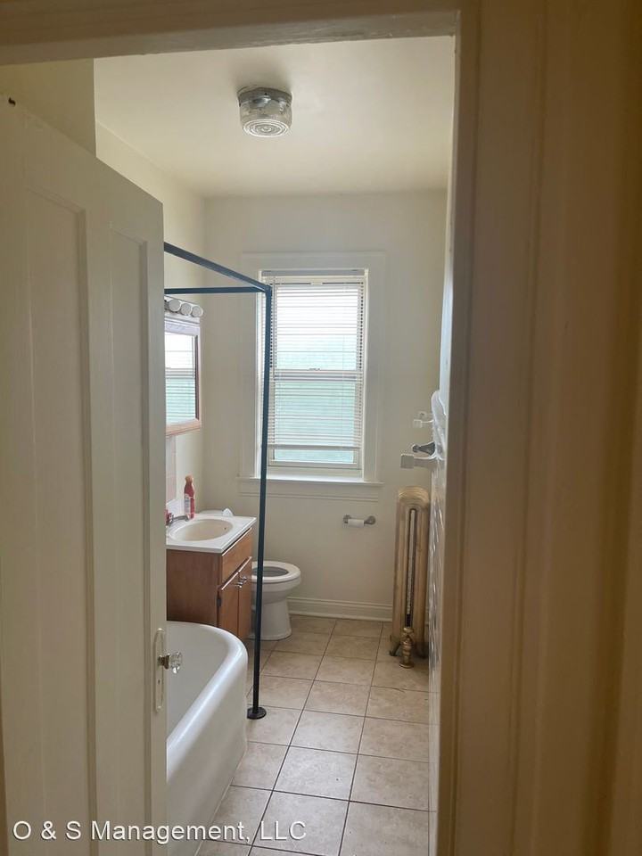 7200-10 S. South Shore Dr. 2525-2535 E. 72nd Street - Photo 2 of 6