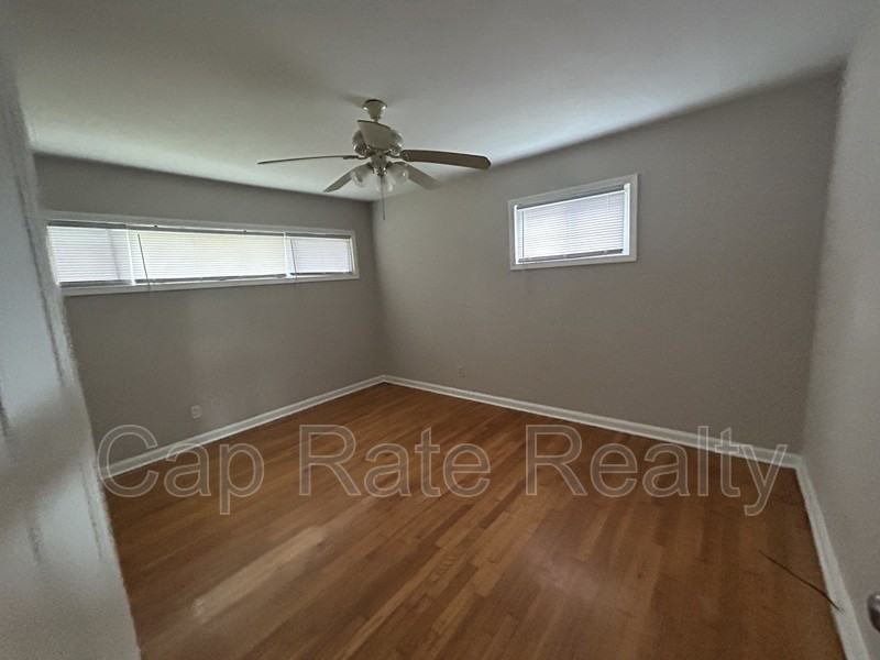 2992 E Moreland Dr - Photo 7 of 20