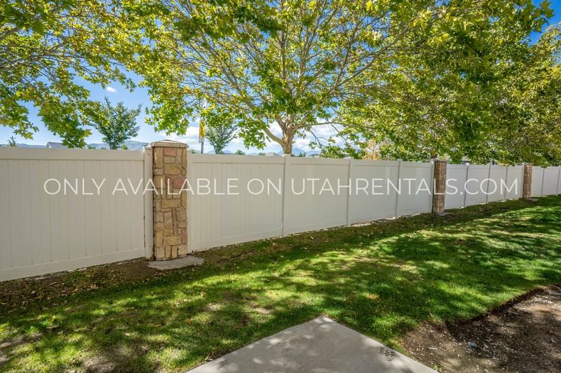 12824 S Timber Run Dr - Photo 4 of 22