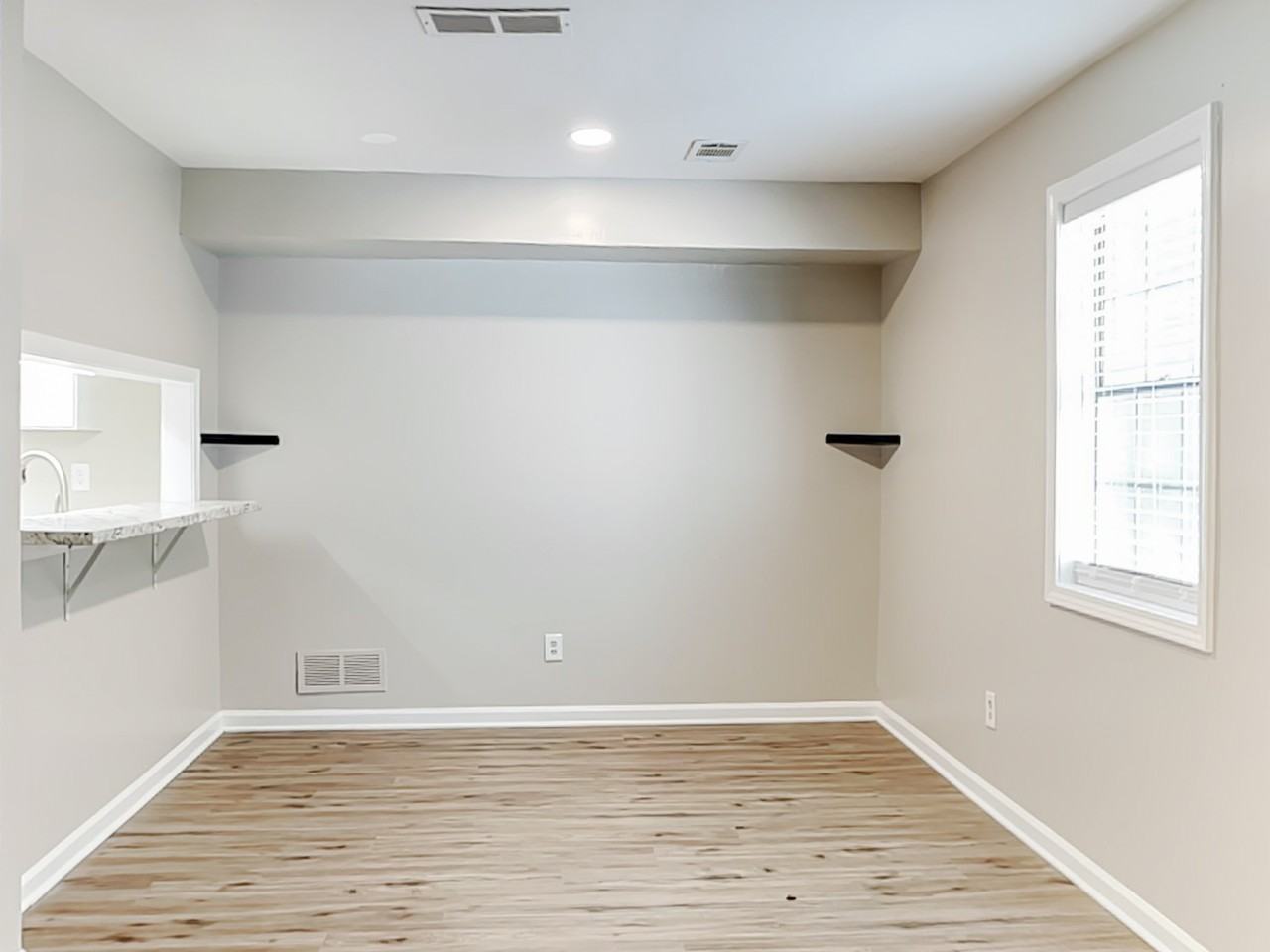 5022 Hawthorne Ct Se #2 - Photo 7 of 14