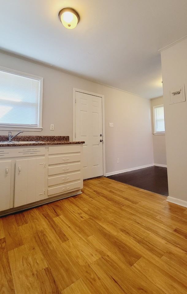 2302 Olando St - Photo 2 of 12