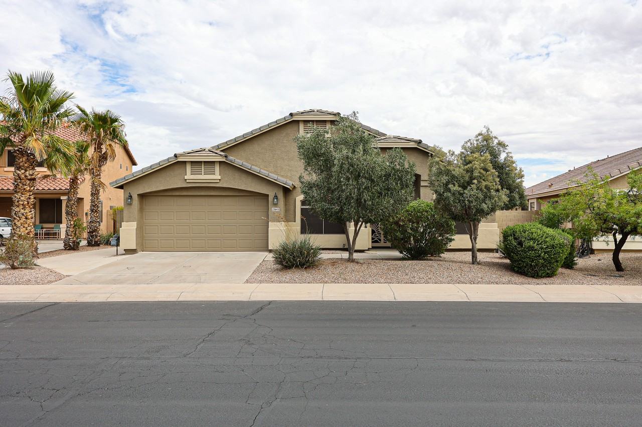 22643 N Van Loo Dr - Photo 3 of 39